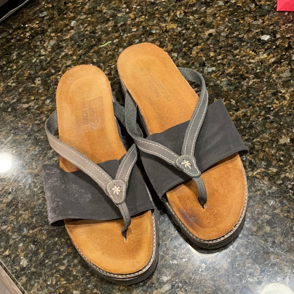 Naot shoes